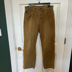 Abercrombie and Fitch men’s Boot Cut  Casual corduroy  Pants in Tan